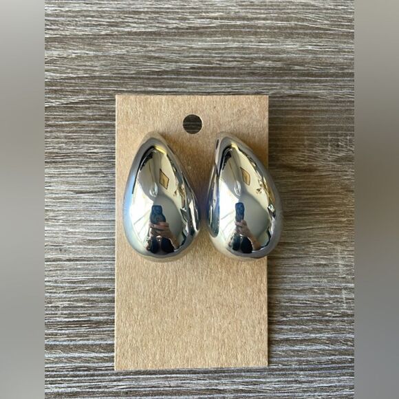 Large bottega inspired drop shape earrings A162 - Picture 3 of 5